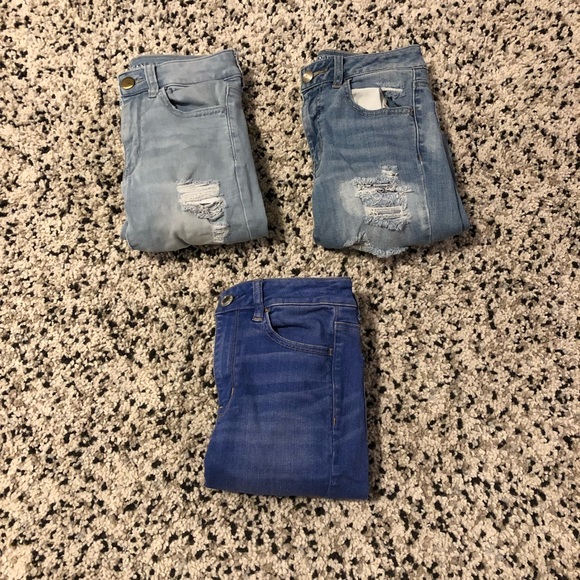 American Eagle Outfitters Denim - Bundle of 3 American Eagle High Rise Jeggings sz2